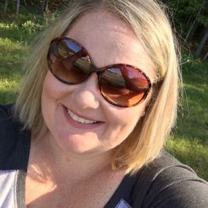 Meet your Posher, Candice